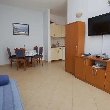 Promajna 2592a Baška Voda